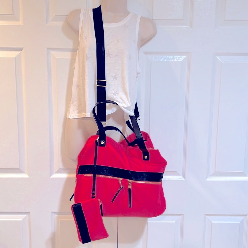 Steve Madden-Weekender-Travel/Overnight Bag w/Detachable Zip Pouch